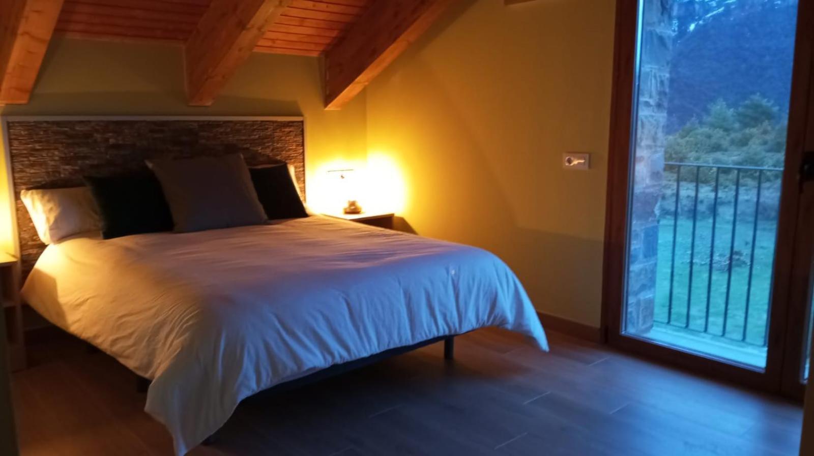 Maison d'hôtes As Fuebas De Patricio à Vio Extérieur photo